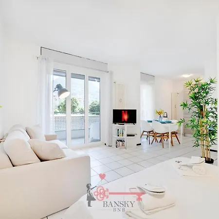 Lime 5* For 4pax Wi-fi Free Apartment