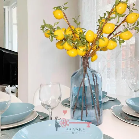 Lime 5* For 4pax Wi-fi Free Apartment *